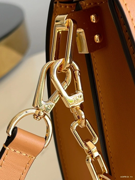 WIS LOUIS MM VUITTON DAUPHINE 0913